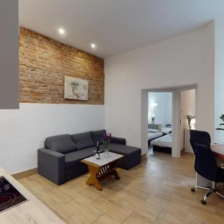 Studia Na Komuny Blisko Do Rynku Apartment